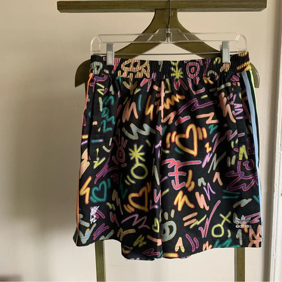 Adidas x Kris Andrews Love Unites Pride Doodle Print Shorts Unisex Size S - Picture 13 of 16